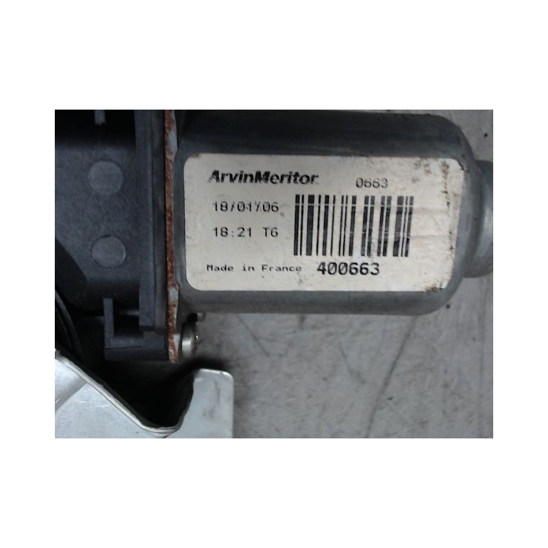 MECANISME+MOTEUR LEVE-GLACE AVANT GAUCHE RENAULT KANGOO 2003-2007