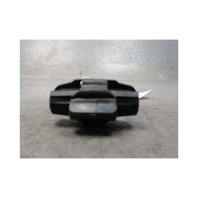 TIRANT PORTE AVANT GAUCHE FORD FIESTA