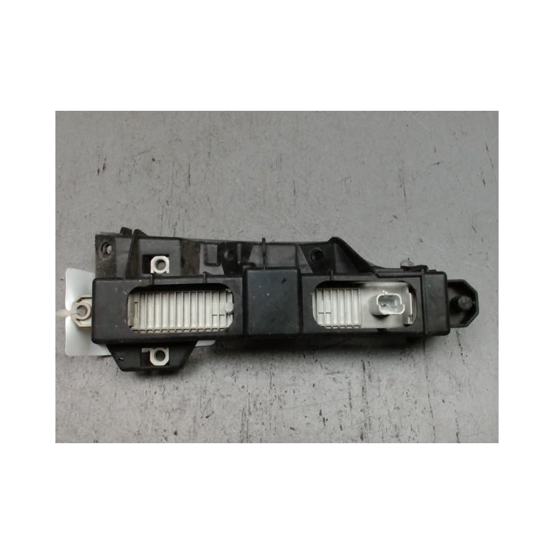 FEUX POSITION DROIT TOYOTA AYGO 5P