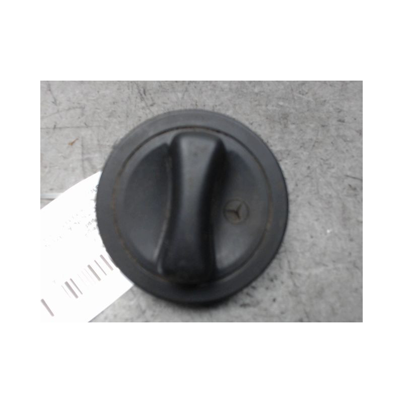 BOUCHON RESERVOIR A CARBURANT MERCEDES CLASSE A - 2001
