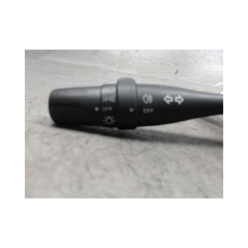 COMMANDE CLIGNOTANT NISSAN PICK-UP