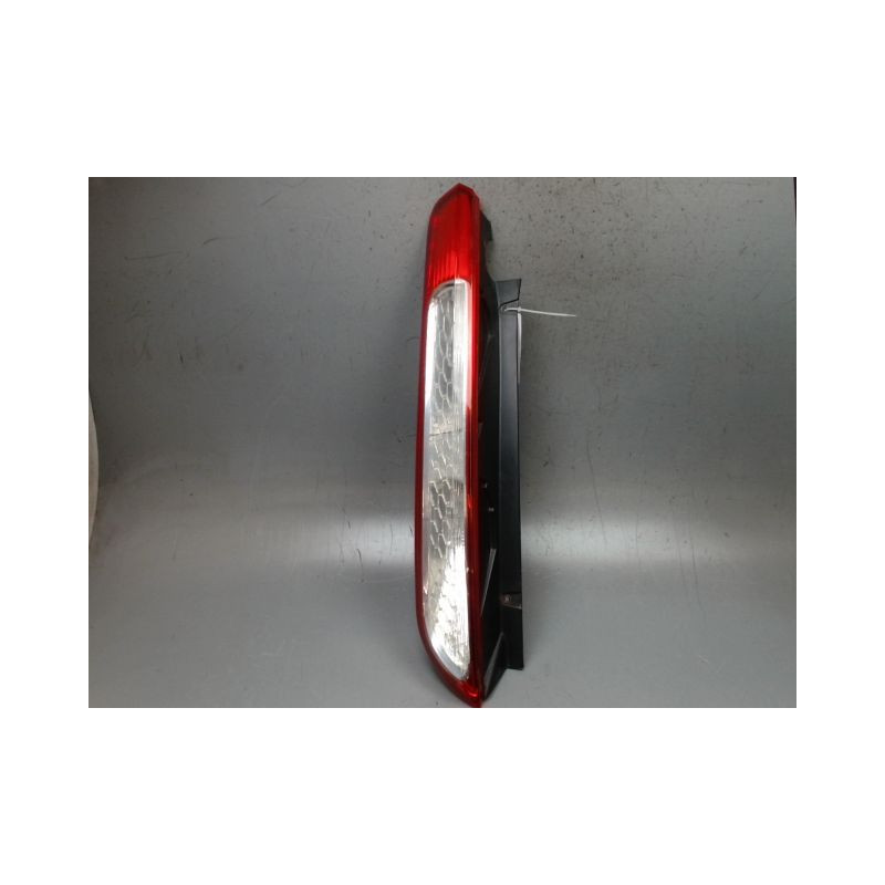 FEU ARRIERE GAUCHE  FORD FOCUS 2008-