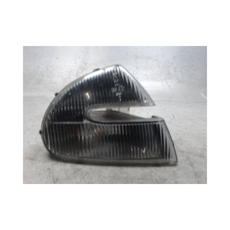 CLIGNOTANT GAUCHE ALFA ROMEO 147 5P