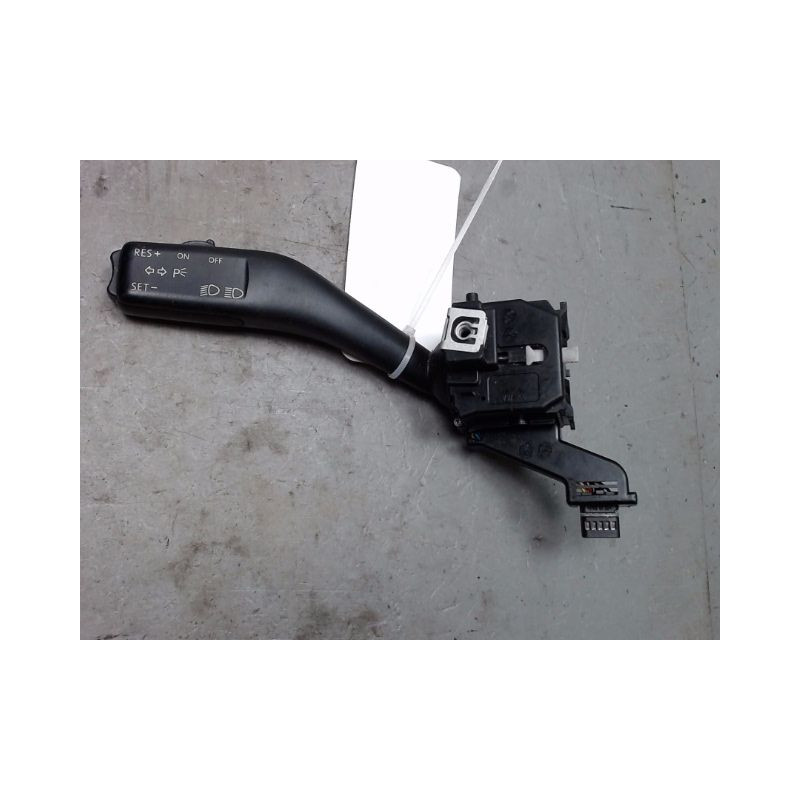 COMMANDE CLIGNOTANT VOLKSWAGEN GOLF V PLUS 2005-