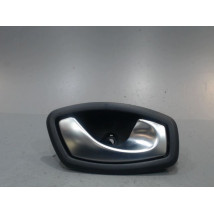 POIGNEE INTERIEURE PORTE AVANT DROIT RENAULT CAPTUR