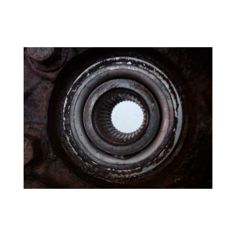 PIVOT ARRIERE GAUCHE MITSUBISHI PAJERO