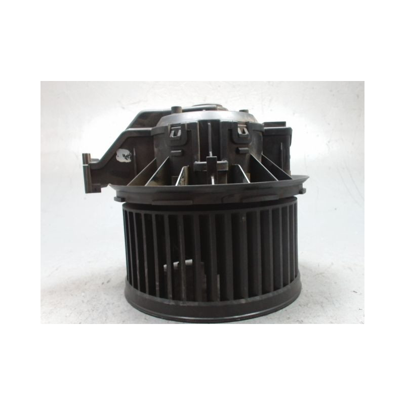 MOTEUR VENTILATEUR CHAUFFAGE FORD FIESTA 2008-