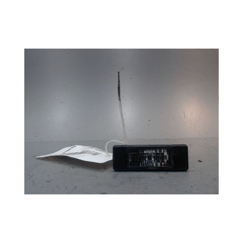 ECLAIREUR PLAQUE DE POLICE GAUCHE NISSAN QASHQAI