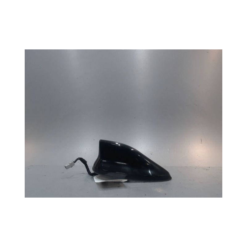 ANTENNE GPS NISSAN QASHQAI