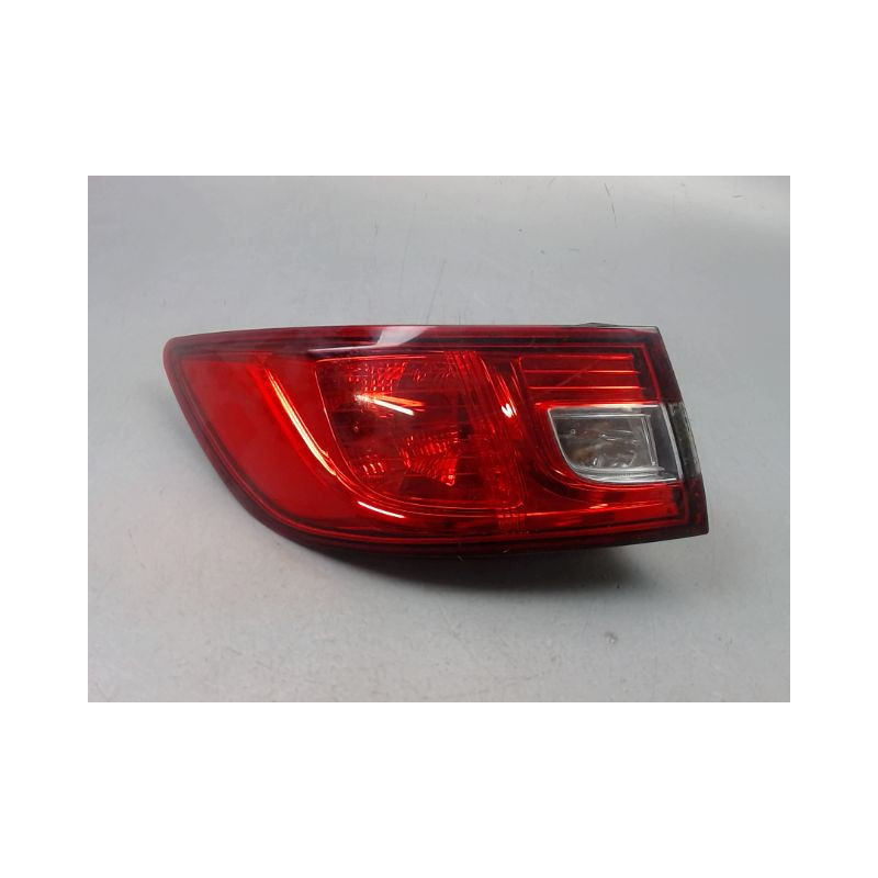 FEU ARRIERE GAUCHE  RENAULT CLIO IV Phase 1 2012-...