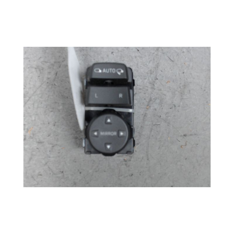 COMMANDE RETROVISSEUR EXTERIEUR ELECTRIQUE HYUNDAI I30