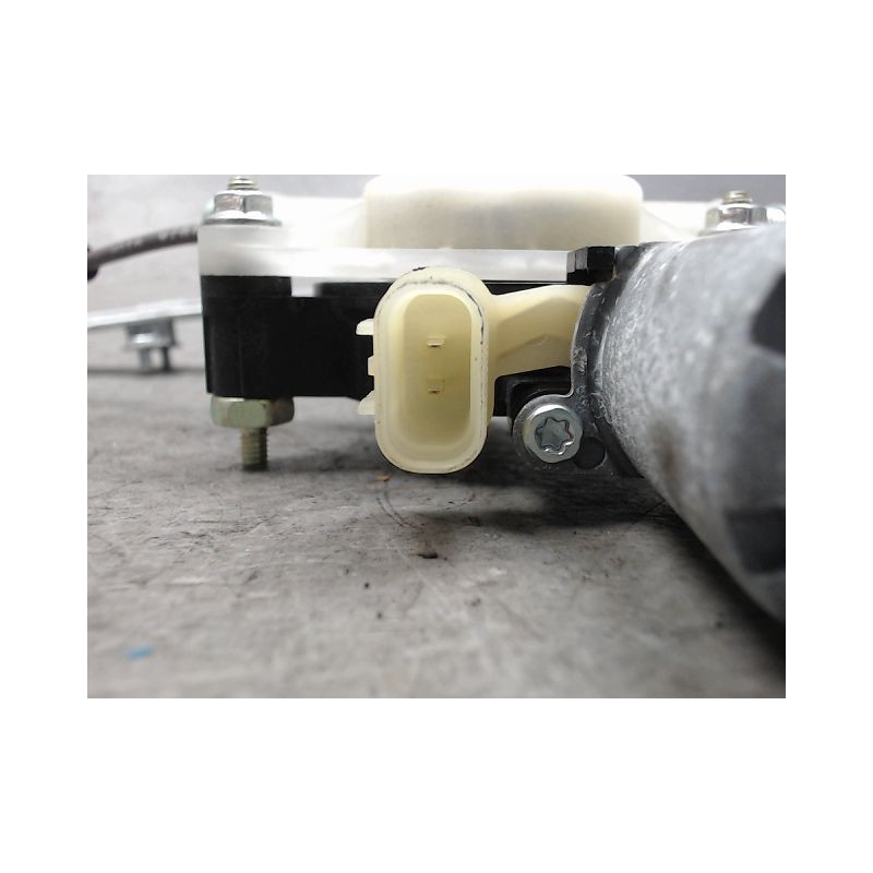 MECANISME+MOTEUR LEVE-GLACE AVANT GAUCHE KIA PICANTO