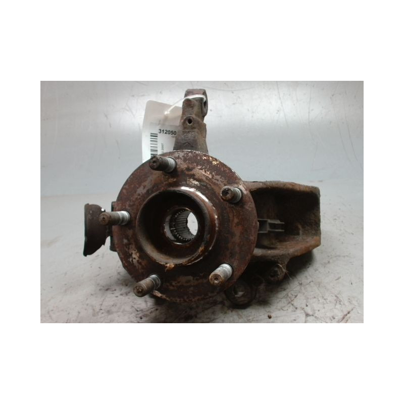 PIVOT AVANT DROIT FORD FOCUS SW 2005-2007