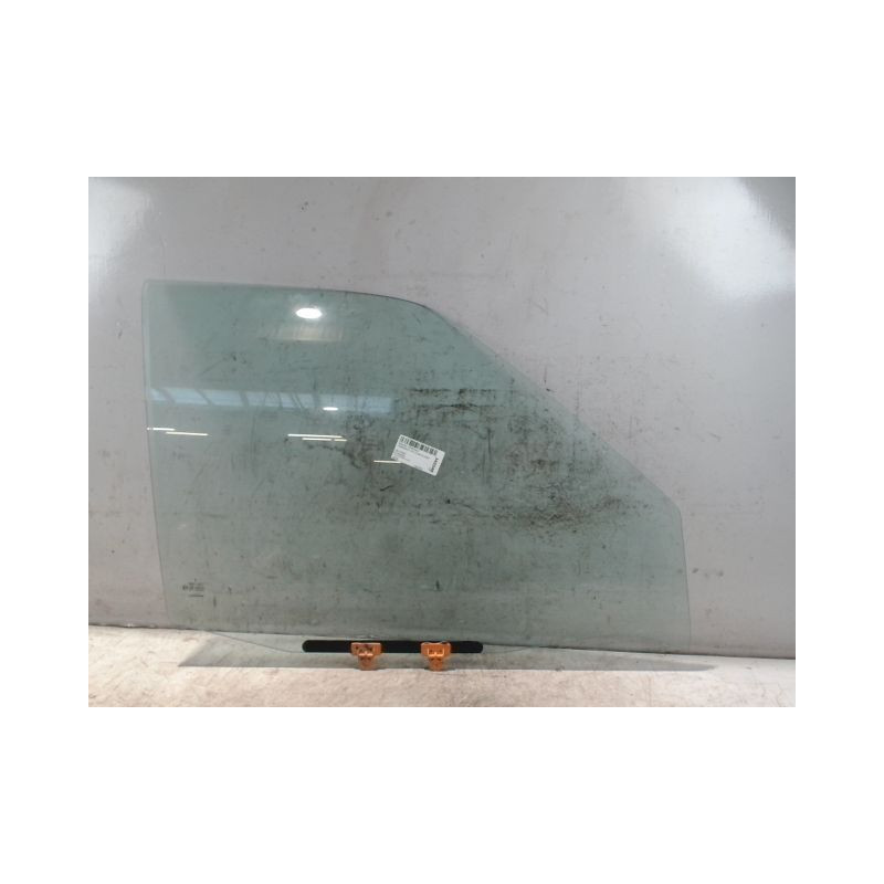 GLACE PORTE AVD NISSAN TERRANO II 99-2002