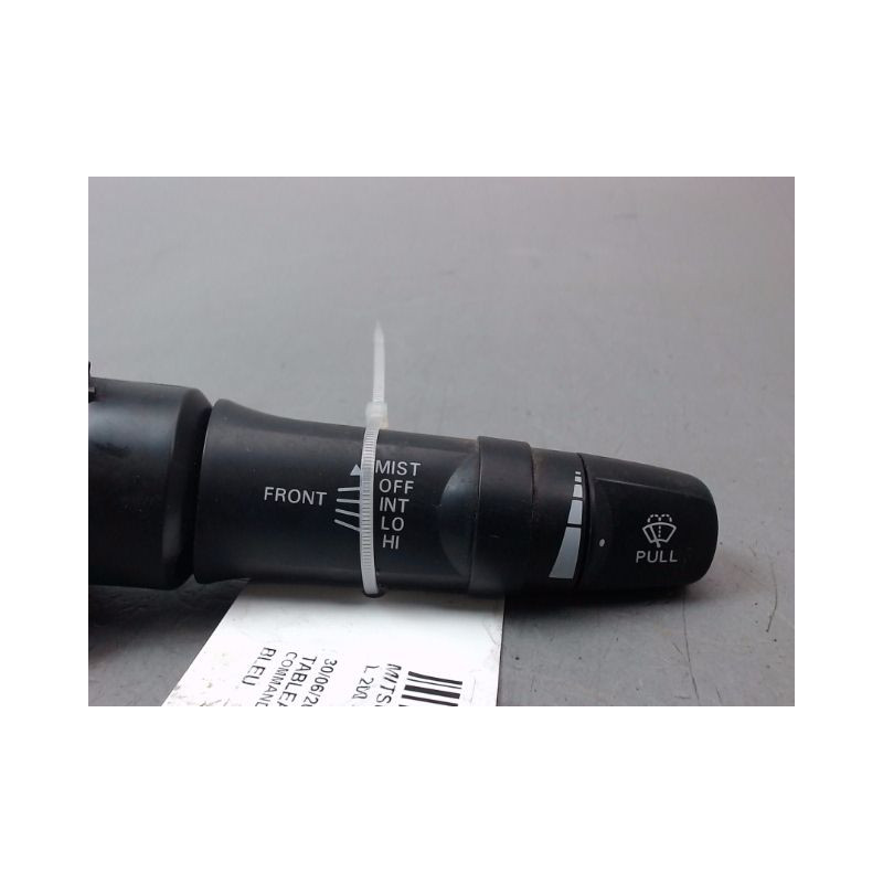 COMMANDE ESSUIE GLACE MITSUBISHI L 200