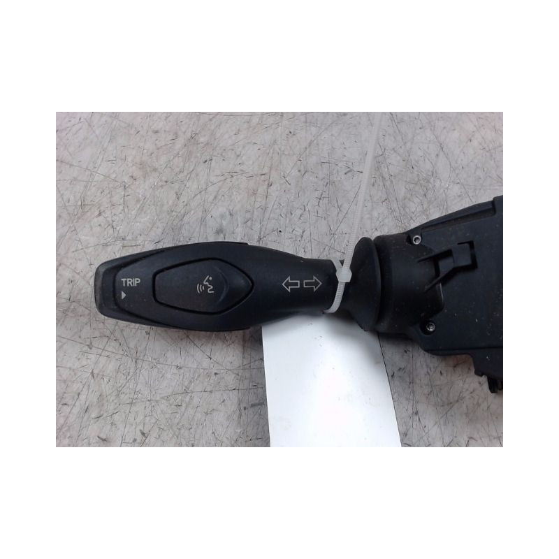 COMMANDE CLIGNOTANT FORD FIESTA 2005-