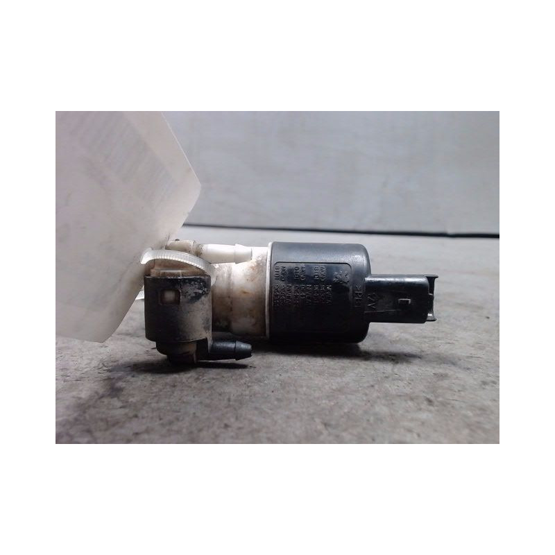 POMPE LAVE-GLACE AVANT RENAULT MEGANE