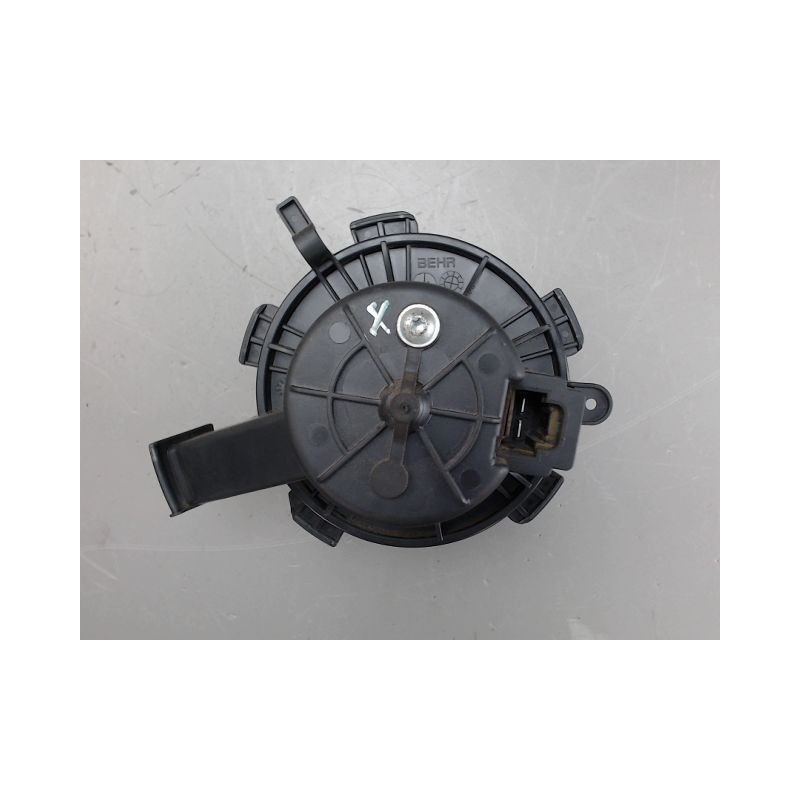 MOTEUR VENTILATEUR CHAUFFAGE SMART FORTWO
