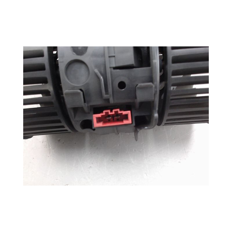 MOTEUR VENTILATEUR CHAUFFAGE RENAULT MEGANE
