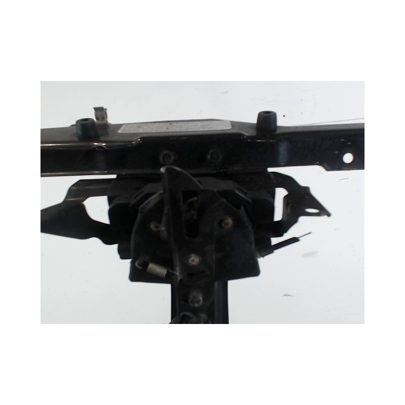 TRAVERSE SUPERIEURE ARMATURE AVANT MITSUBISHI GRANDIS