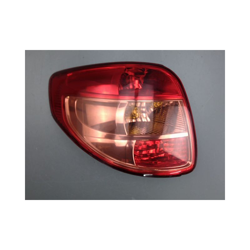 FEU ARRIERE GAUCHE  SUZUKI SX4