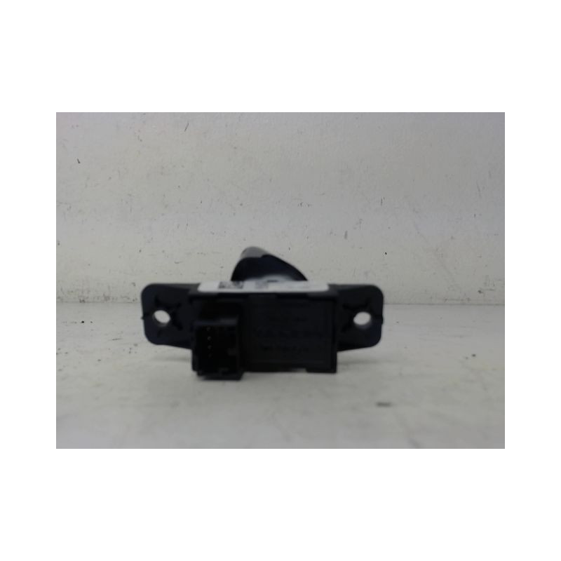 COMMANDE LEVE-GLACE PORTE AVG FIAT 500