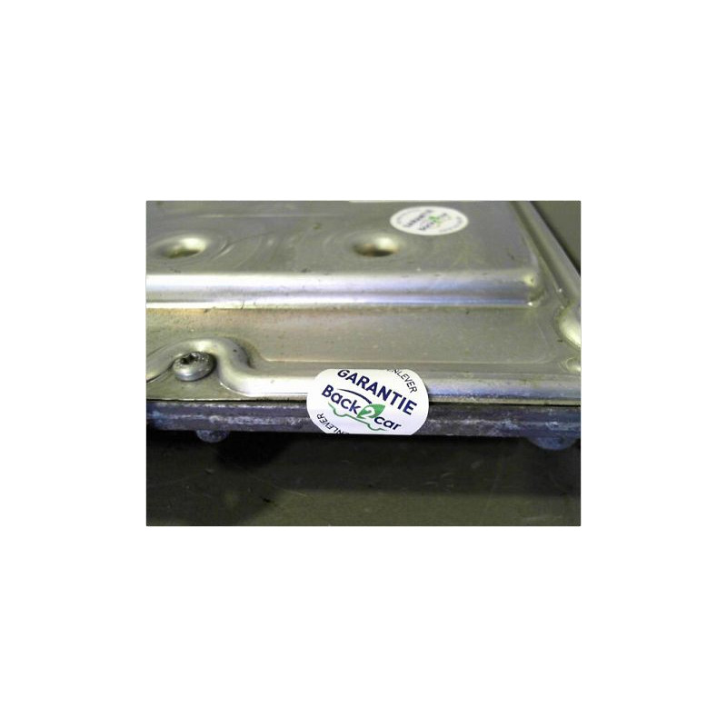 CALCULATEUR MOTEUR RENAULT LAGUNA