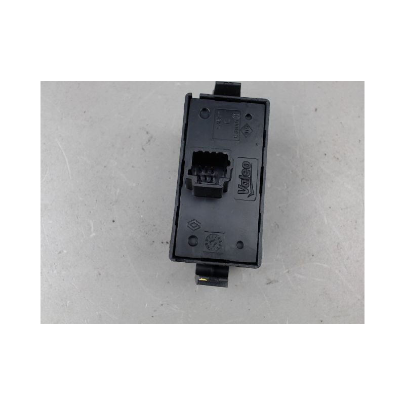 BOUTON DE WARNING DACIA LODGY