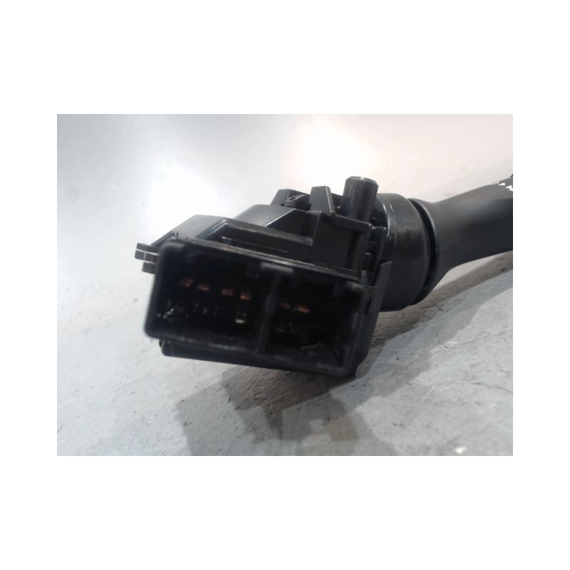 COMMANDE ESSUIE GLACE TOYOTA AURIS