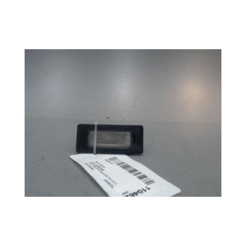 ECLAIREUR PLAQUE DE POLICE DROIT AUDI A1