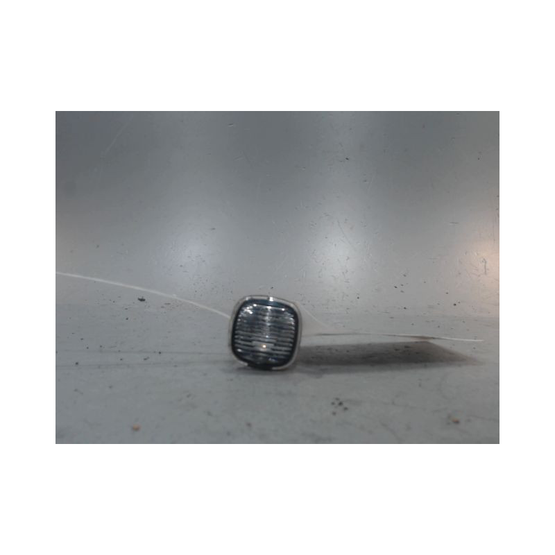 REPETITEUR AILE DROIT SKODA FABIA