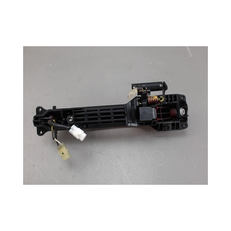POIGNEE EXTERIEURE PORTE AVANT DROIT SUZUKI SWIFT