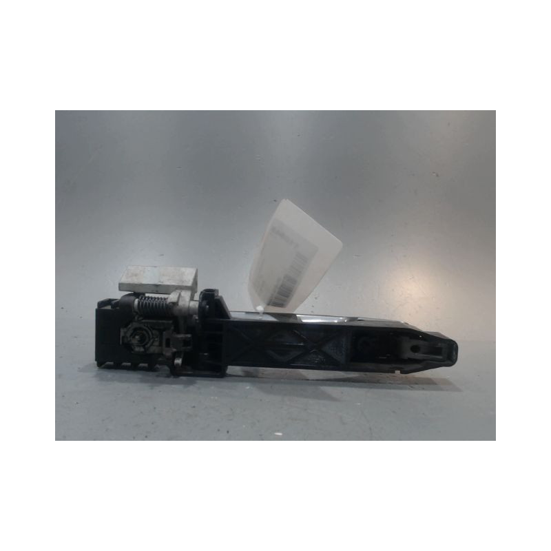 POIGNEE EXTERIEURE PORTE AVANT GAUCHE NISSAN QASHQAI