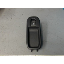 COMMANDE LEVE-GLACE PORTE AVD DACIA DUSTER