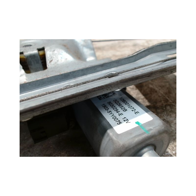 MECANISME+MOTEUR LEVE-GLACE AVANT GAUCHE RENAULT TWINGO