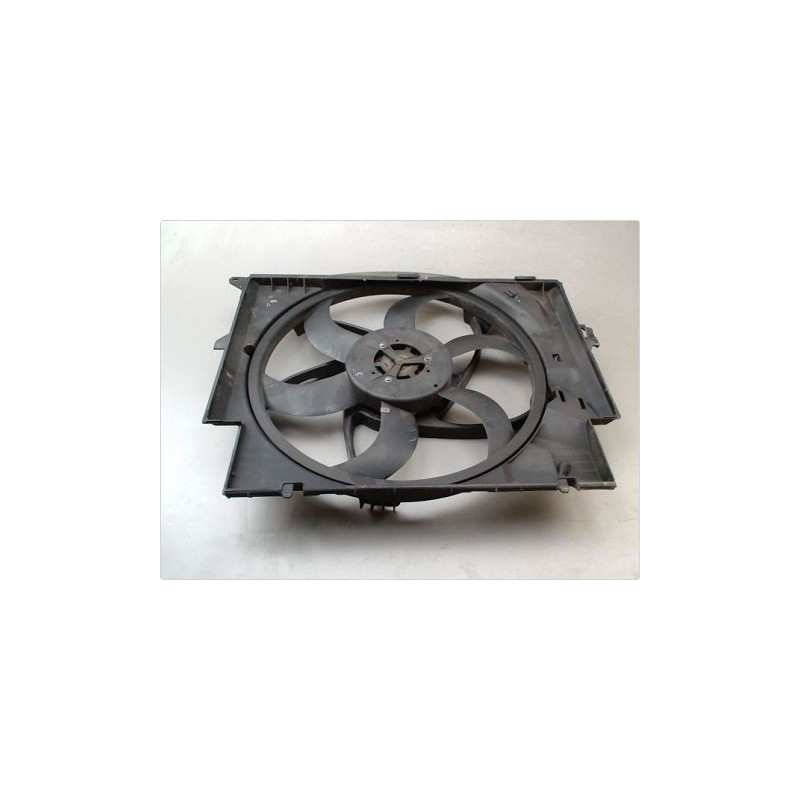 MOTEUR VENTILATEUR RADIATEUR B.M.W. SERIE 1