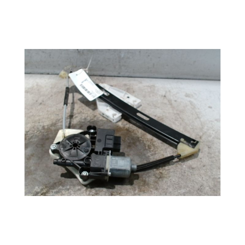 MECANISME+MOTEUR LEVE-GLACE ARRIERE GAUCHE SEAT LEON 2009-