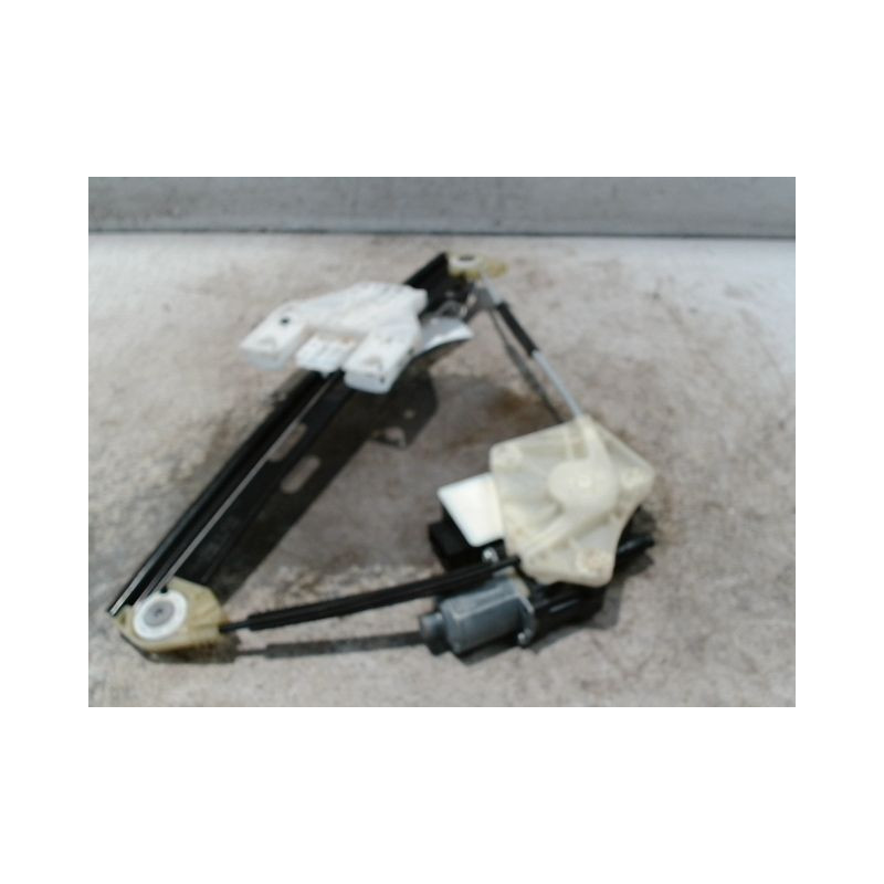 MECANISME+MOTEUR LEVE-GLACE ARRIERE GAUCHE SEAT LEON 2009-