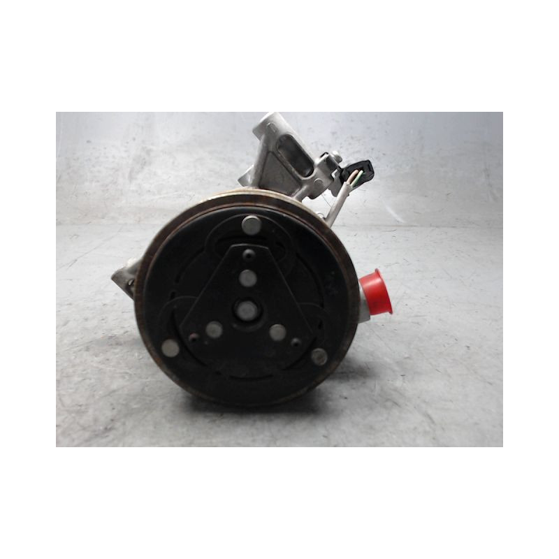 COMPRESSEUR AIR CONDITIONNE TOYOTA AYGO 5P
