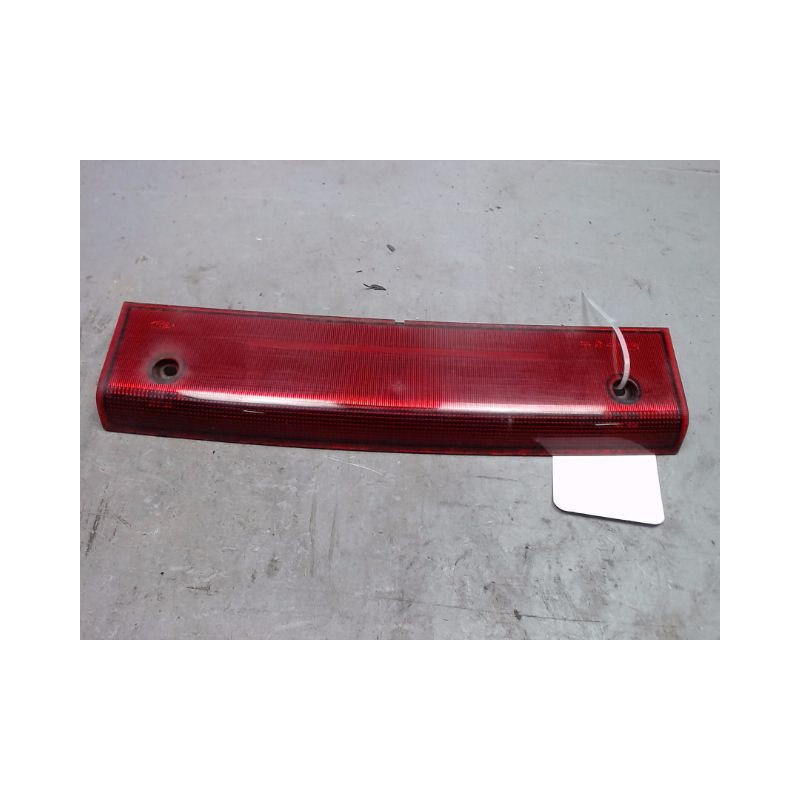 FEUX STOP SUPPLEMENTAIRE FORD FOCUS C-MAX 03-07