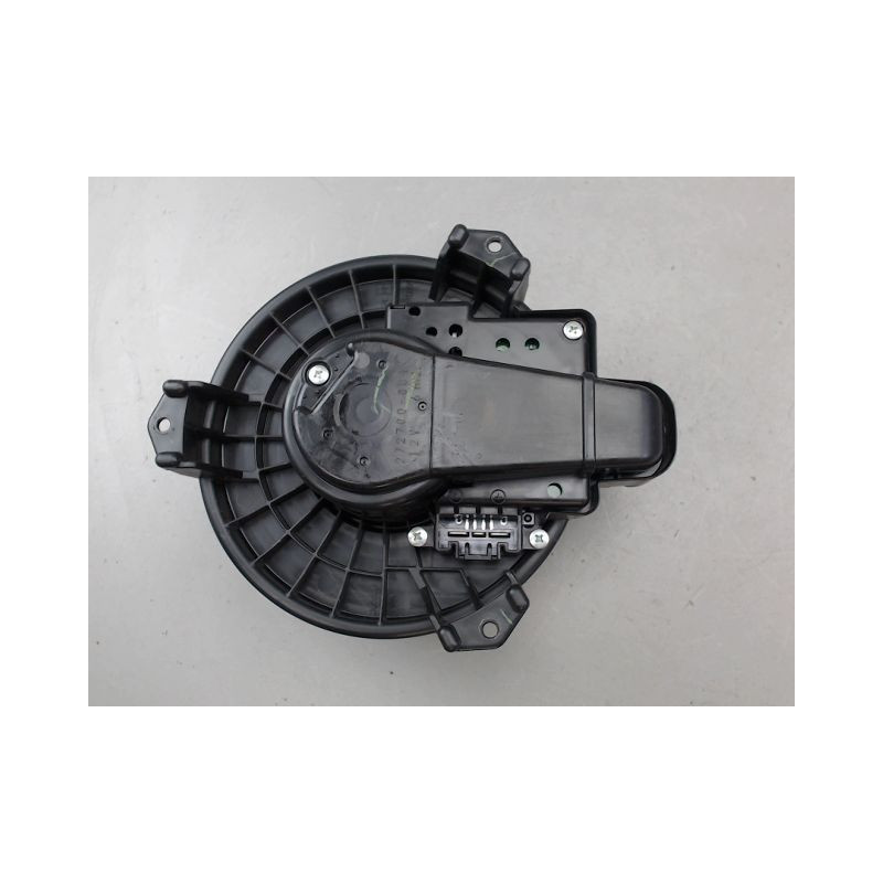 MOTEUR VENTILATEUR CHAUFFAGE TOYOTA RAV4