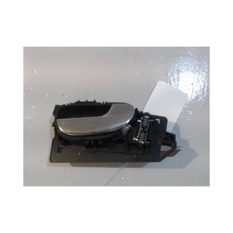 POIGNEE INTERIEURE PORTE AVANT DROIT PEUGEOT 307 2005-2007