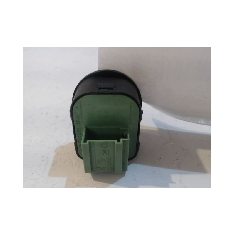 COMMANDE RETROVISSEUR EXTERIEUR ELECTRIQUE VOLKSWAGEN FOX