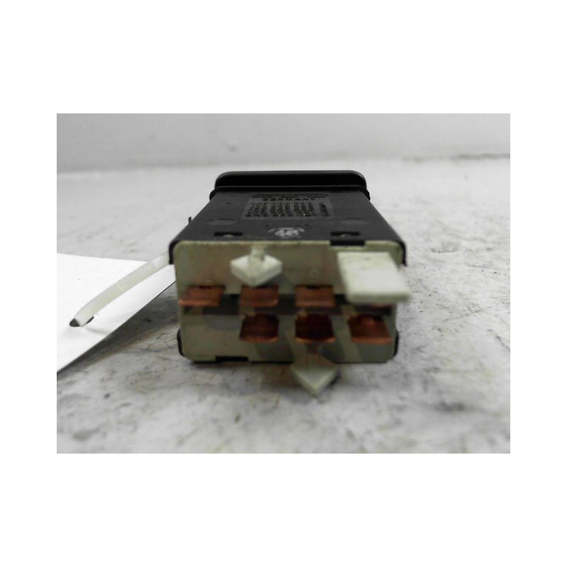 BOUTON DE WARNING VOLKSWAGEN GOLF IV 98-2004