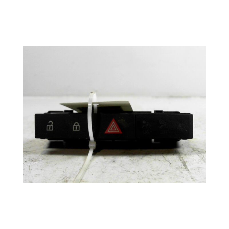 BOUTON DE WARNING OPEL ASTRA 2004-