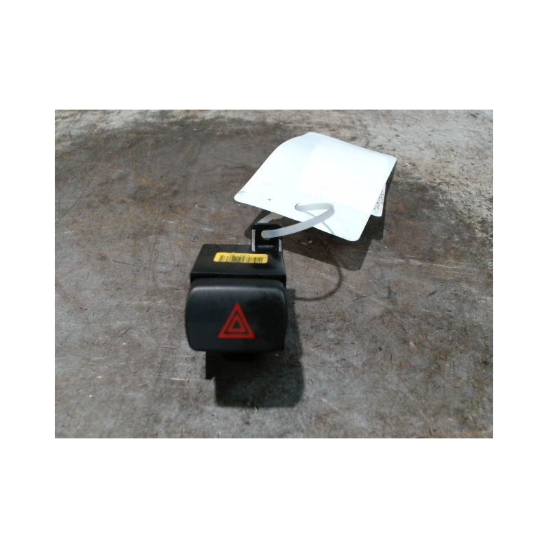 BOUTON DE WARNING FIAT BRAVO 2007-