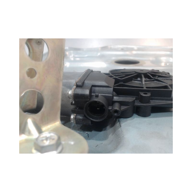 MECANISME+MOTEUR LEVE-GLACE AVANT DROIT NISSAN QASHQAI