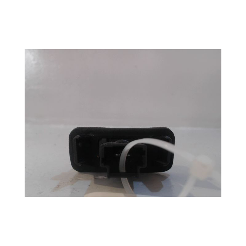 ECLAIREUR PLAQUE DE POLICE GAUCHE PEUGEOT 206+ 2009-