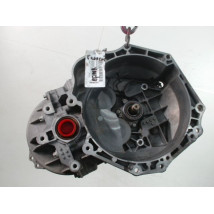 BOITE A VITESSE MECANIQUE OPEL ASTRA GTC III Phase 1  2005-2006 1.7 CDTi 
