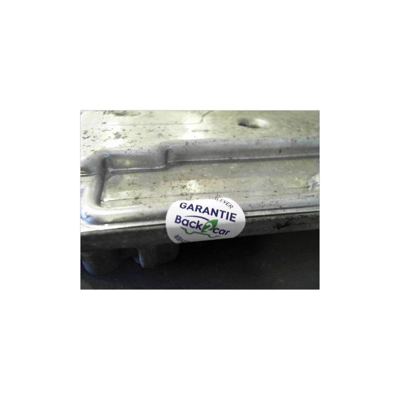 CALCULATEUR MOTEUR TOYOTA YARIS III 11-15